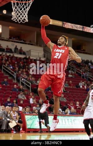 2. Januar 2016: Fresno, Kalifornien, USA - New Mexico Wache Xavier Adams im Spiel zwischen den Fresno State Bulldogs und den Lobos der University of New Mexico im Save Mart Center in Fresno, Kalifornien. New Mexico gewann das Spiel mit 77 zu 62. (Foto: Phil Hawkins via ZUMA Wire) Stockfoto