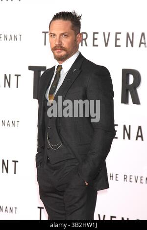 Dezember 2015 - Los Angeles, CA, USA - LOS ANGELES - 16. Dezember: Tom Hardy im ''The Revenant'' im TCL Chinese Theater am 16. Dezember 2015 in Los Angeles, CA Foto via Newscom (Credit Image: © Kathy Hutchins/Newscom via ZUMA Press) Stockfoto