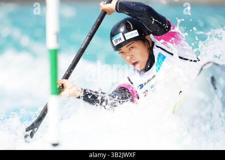 Canoe Slalom Centre, Tokio, Japan. April 2025. Aki Yazawa, 27. APRIL 2025 - Kanu Slalom: 2025 Kanu Slalom Japan nationale Kandidatenauswahl für Frauen K-1 im Canoe Slalom Centre, Tokio, Japan. Quelle: AFLO SPORT/Alamy Live News Stockfoto