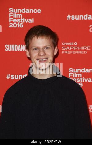 23. Januar 2016 – Park City, Utah, USA – Schauspieler Lucas Hedges nimmt an der Premiere von Manchester by the Sea im Eccles Theatre während des Sundance Film Festivals 2016 Teil. (Bild: © Debby Wong via ZUMA Wire) Stockfoto