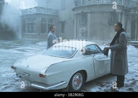 ERSCHEINUNGSDATUM: 16. Oktober 2015TITLE: Bridge of Spies STUDIO: DreamWorks Pictures REGISSEUR: Steven Spielberg PLOT: Während des Kalten Krieges wird ein amerikanischer Anwalt rekrutiert, um einen verhafteten sowjetischen Spion vor Gericht zu verteidigen und dann der CIA zu helfen, den Austausch des Spions gegen den sowjetisch gefangenen amerikanischen U2-Spion-Piloten Francis Gary Powers zu erleichtern ZUMAPRESS.com. Stockfoto