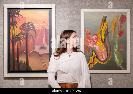 London, Großbritannien. 28. April 2025. (L) Roman Sun von Ithell Colquhoun (geschätzte £30.000 - £50.000) und Malerei von Ithell Colquhoun (geschätzte £18.000 - £25.000). Der Verkauf läuft online bis zum 1. Mai. Quelle: Stephen Chung / Alamy Live News Stockfoto