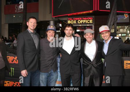 Dezember 2015 - Los Angeles, CA, USA - LOS ANGELES - 15. Dezember: Skydivers bei The Point Break Premiere im TCL Chinese Theater am 15. Dezember 2015 in Los Angeles, CA Foto via Newscom (Credit Image: © Kathy Hutchins/Newscom via ZUMA Press) Stockfoto