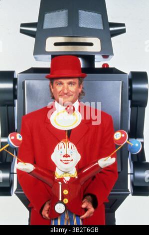 Juni 1992 - ..... FILMSTILLS VON 'TOYS' MIT 1992, BARRY LEVINSON, ROBIN WILLIAMS IN 1992..VARIOUS. (Kreditbild: © Snap/Entertainment Pictures via ZUMA Press) Stockfoto