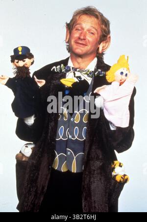 Juni 1992 - ..... FILMSTILLS VON 'TOYS' MIT 1992, BARRY LEVINSON, ROBIN WILLIAMS IN 1992..VARIOUS. (Kreditbild: © Snap/Entertainment Pictures via ZUMA Press) Stockfoto