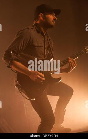 28. November 2015 - San Antonio, Texas, USA - Parkway Drive tritt im Aztec Theatre in San Antonio, Tx auf (28.11.15). Foto von JEFF LING. (Bild: © Michael Mullenix via ZUMA Wire) Stockfoto