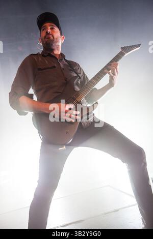 28. November 2015 - San Antonio, Texas, USA - Parkway Drive tritt im Aztec Theatre in San Antonio, Tx auf (28.11.15). Foto von JEFF LING. (Bild: © Michael Mullenix via ZUMA Wire) Stockfoto
