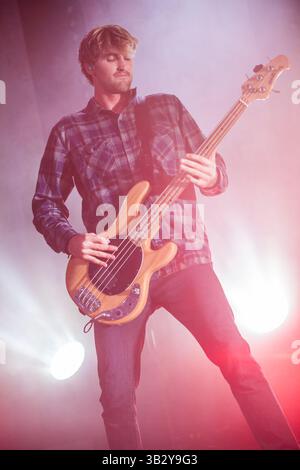 28. November 2015 - San Antonio, Texas, USA - Parkway Drive tritt im Aztec Theatre in San Antonio, Tx auf (28.11.15). Foto von JIA O'CONNER. (Bild: © Michael Mullenix via ZUMA Wire) Stockfoto