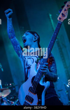 28. November 2015 - San Antonio, Texas, USA - Miss May I tritt im Aztec Theatre in San Antonio, Texas auf (28.11.15). Foto von RYAN NEFF. (Bild: © Michael Mullenix via ZUMA Wire) Stockfoto