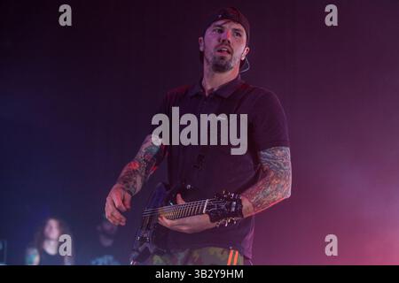 28. November 2015 - San Antonio, Texas, USA - Parkway Drive tritt im Aztec Theatre in San Antonio, Tx auf (28.11.15). Foto von LUKE KILPATRICK. (Bild: © Michael Mullenix via ZUMA Wire) Stockfoto