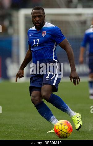 31. Januar 2016 – Carson, Kalifornien, USA S - USA F Jozy Altidore (17) während des FIFA-Freundschaftsspiels 2016 zwischen der US-Nationalmannschaft der Männer und Island im StubHub Center. (Bild: © Brandon Parry via ZUMA Wire) Stockfoto