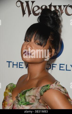 10. Januar 2016 - Culver City, CA, USA - VLOS ANGELES - 9. JAN: Christina Milian bei der Art of Elysium Neunte jährliche Heaven Gala bei der 3LABS am 9. Januar 2016 in Culver City, CA Foto via Newscom (Credit Image: © hPa/Newscom via ZUMA Press) Stockfoto