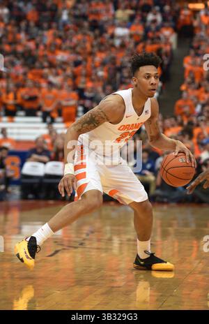 20. Februar 2016: Malachi Richardson (23) in der ersten Spielhälfte besiegte Pittsburgh Syracuse 66-52 in einem ACC Matchup im Carrier Dome in Syracuse, NY. Foto von Alan Schwartz/Cal Sport Media (Kreditbild: © Alan Schwartz/CSM via ZUMA Wire) Stockfoto