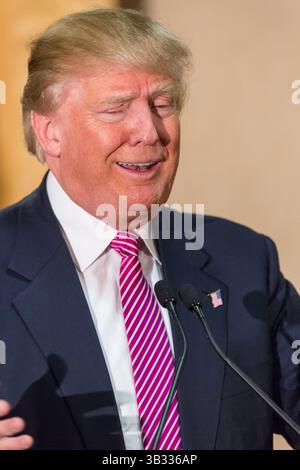 15. Februar 2016: Hanahan, SOUTH CAROLINA, Vereinigte Staaten von Amerika, republikanischer Präsidentschaftskandidat Donald Trump während einer Pressekonferenz am 15. Februar 2016 in Hanahan, South Carolina. (Bild: © Richard Ellis Via ZUMA Wire) Stockfoto