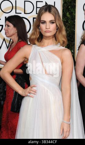Jan. 2016 - Hollywood, Kalifornien, USA - Lily James (Kreditbild: © Dave LongendykeGlobe Photos via ZUMA Wire) Stockfoto