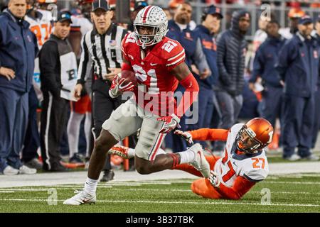 November 2017: Columbus, Ohio, USA Parris Campbell (21) im Ohio State Buckeyes-Spiel zwischen den Illinois Fighting Illini und den Ohio State Buckeyes im Ohio Stadium, Columbus, Ohio. (Kreditbild: © Scott Stuart via ZUMA Wire) Stockfoto