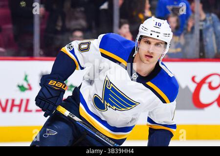 Dezember 2018: Schauen Sie sich das St. Louis Blues Center Brayden Schenn (10) bei warm Up Before the St. Louis Blues vs Montreal Canadiens im Bell Centre in Montr©al, Quebec an. Blues gewinnen mit 4:3. David Kirouac/CSM(Credit Image: &Copy; David Kirouac/CSM via ZUMA Wire) Stockfoto