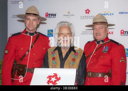 15. November 2017 – Toronto, Ontario, Kanada – David Suzuki nimmt am 15. November 2017 am Canada's Walk of Fame im Liberty Grand in 2017 Toronto, Kanada Teil (Bild: © Angel Marchini via ZUMA Wire) Stockfoto