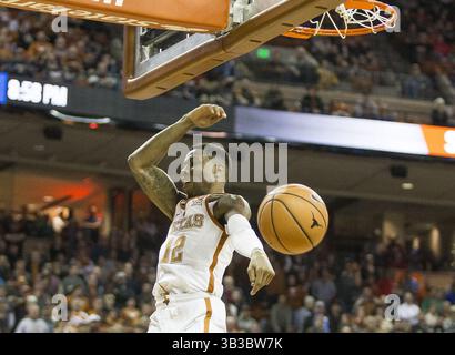 17. Januar 2018 - Austin, Texas, USA - Texas Guard Kerwin Roach II (12) tritt am Mittwoch, 17. Januar 2018, im Frank Erwin Center in Austin, Texas gegen Texas Tech. Der Gastgeber Longhorns gewann 67:58. (Bild: © Nick Wagner/TNS via ZUMA Wire) Stockfoto