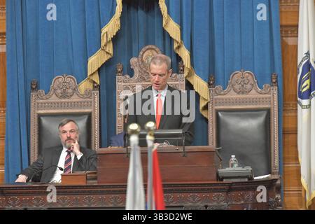 Boston, Ma, USA. April 2025. Armenier-Amerikaner und Freunde feiern den 110. Jahrestag des Völkermordes an den Armeniern durch die Türkei im Massachusetts State House. (Kreditbild: © Kenneth Martin/ZUMA Press Wire) NUR REDAKTIONELLE VERWENDUNG! Nicht für kommerzielle ZWECKE! Stockfoto
