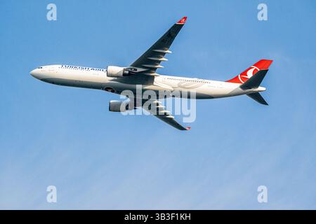 Türkish Airways startet in Düsseldorf Stockfoto