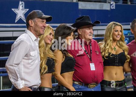 24. Februar 2018: Arlington, Texas, USA - Schauspieler, Dennis Quaid, posiert für einige Fotos während des WinStar Casino and Resort Iron Cowboy Bull Riding Events im AT & T Stadion in Arlington, Texas. (Bild: © Dan Wozniak via ZUMA Wire) Stockfoto
