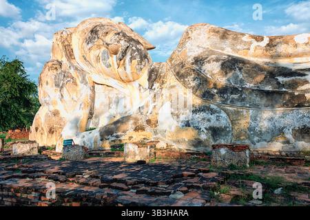 Antike Ruinen und Tempel in Ayutthaya City, Thailand Stockfoto
