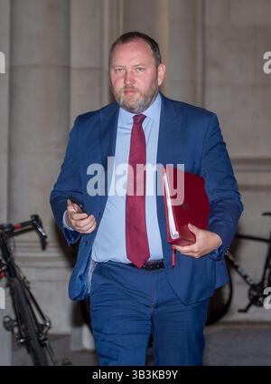 London, England, Großbritannien. April 2025. IAN MURRAY, Staatssekretär für Schottland, kommt zur Kabinettssitzung. (Kreditbild: © Tayfun Salci/ZUMA Press Wire) NUR REDAKTIONELLE VERWENDUNG! Nicht für kommerzielle ZWECKE! Quelle: ZUMA Press, Inc./Alamy Live News Stockfoto