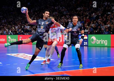 7. Januar 2018 - Paris, Frankreich - Spieler der ägyptischen Mannschaft ISSA ESLAM in Aktion während der Handball Goldenen Liga zwischen Frankreich und Ägypten in der AccorHotel Arena in Paris - Frankreich.Norwegen gewann 31-28 (Foto: © Pierre Stevenin Via ZUMA Wire) Stockfoto