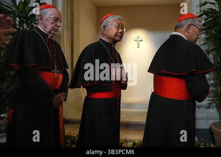 Vatikanstadt, Vatikanstadt. April 2025. Hommage an die Mitglieder des Kardinalskollegiums am Grab von Papst Franziskus und zweiter Vespers unter dem Vorsitz von Kardinal Rolandas Makrickas in der Basilika Santa Maria Major. Rom (Italien), 27. April 2025. Quelle: dpa/Alamy Live News Stockfoto
