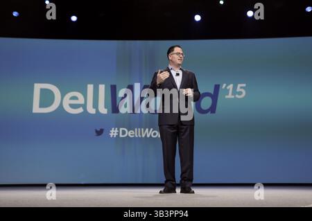 Oktober 2015 - Austin, Texas, USA - AUSTIN, TEXAS - 21. OKTOBER 2015 - Michael Dell, Gründer und CEO von Dell Inc., spricht am 21. Oktober 2015 auf der Dell World 2015 Technology Conference in Austin, Texas. (Kreditbild: © Erich Schlegel via ZUMA Wire) Stockfoto
