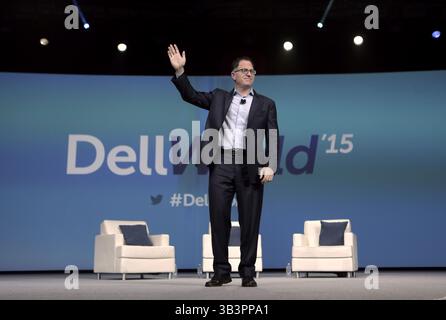Oktober 2015 - Austin, Texas, USA - AUSTIN, TEXAS - 21. OKTOBER 2015 - Michael Dell, Gründer und CEO von Dell Inc., spricht am 21. Oktober 2015 auf der Dell World 2015 Technology Conference in Austin, Texas. (Kreditbild: © Erich Schlegel via ZUMA Wire) Stockfoto