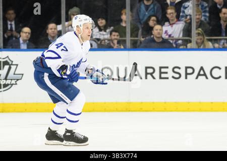 1. Februar 2018: Das Toronto Maple Leafs Center Leo Komarov (47) läuft während des Spiels zwischen den New York Rangers und den Toronto Maple Leafs im Madison Square Garden in Manhattan, New York. Obligatorischer Kredit: Kostas Lymperopoulos/CSM (Kredit-Bild: &Copy; Kostas Lymperopoulos/CSM via ZUMA Wire) Stockfoto