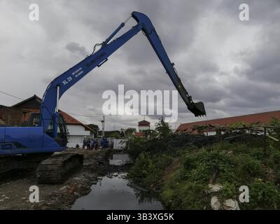 Januar 2018 - Jakarta, Jakarta, Indonesien - Jakarta, Indonesien, 28. Januar 2018 : nach 100 Tagen nach Jakarta neuer Gouverneur und Stellvertreter : ANIES BASWEDAN und SANDIAGA UNO herrschten Jakarta, die Entwicklung Jakartas rückwärts als chaotisches Geschehen auf dem Tanah Abang Markt, indem sie Menschen auf der Straße verkaufen ließen, die Situation im Aquarium Village, die noch keine Lösung hat, und die Ciliwung River Normalisierung, die aufgab, als in der Ahok Ära die Normalisierung gut läuft. Der einzige Fortschritt ist die Entwicklung des neuen Fischmarktes im Aquarium Village. Obwohl viele umstrittene Entscheidungen getroffen wurden Stockfoto