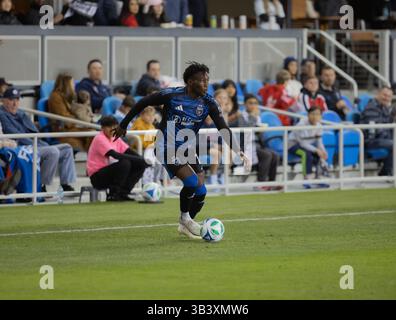 San Jose, Usa. März 2025. Stürmer Ousseni Bouda #11 von San Jose Earthakes kontrolliert den Ball während des MLS-Turnierspiels zwischen San Jose Earthakes und Colorado Rapids im PayPal Park. Endpunktzahl: Colorado Rapids 2-1 San Jose Earthquakes. Am 15. März 2025 in San Jose, Kalifornien. (Foto: Ismael Sanchez Garcia/ Credit: Eyepix Group/Alamy Live News Stockfoto