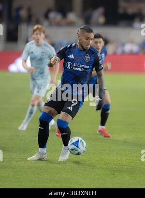 San Jose, Usa. März 2025. Stürmer Cristian Arango #9 von San Jose Earthakes kontrolliert den Ball während des MLS-Turnierspiels zwischen San Jose Earthakes und Colorado Rapids im PayPal Park. Endpunktzahl: Colorado Rapids 2-1 San Jose Earthquakes. Am 15. März 2025 in San Jose, Kalifornien. (Foto: Ismael Sanchez Garcia/ Credit: Eyepix Group/Alamy Live News Stockfoto