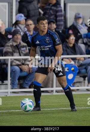San Jose, Usa. März 2025. Verteidiger Nick Lima #24 von San Jose Earthakes kontrolliert den Ball während des MLS-Turnierspiels zwischen San Jose Earthakes und Colorado Rapids im PayPal Park. Endpunktzahl: Colorado Rapids 2-1 San Jose Earthquakes. Am 15. März 2025 in San Jose, Kalifornien. (Foto: Ismael Sanchez Garcia/Eyepix Group/SIPA USA) Credit: SIPA USA/Alamy Live News Stockfoto