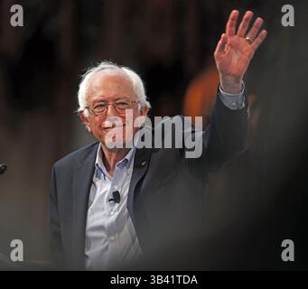 28. September 2015 – Chicago, IL, USA – der demokratische Präsidentschaftskandidat Bernie Sanders spricht am Montag, 28. September 2015 an der University of Chicago. (Bild: © Phil Velasquez/TNS via ZUMA Wire) Stockfoto