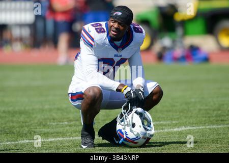 2. August 2015 – Pittford, New York, USA – der Wide Receiver von Buffalo Bills, MARQUISE GOODWIN (88), macht eine Pause während des dritten Trainingstages am St. John Fisher College in Pittsford, NY. (Kreditbild: © Michael Johnson Via ZUMA Wire) Stockfoto