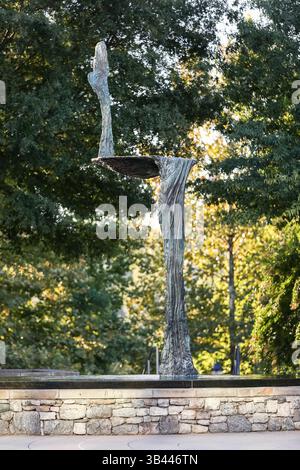 19. September 2015 - Greenville, SC, Vereinigte Staaten von Amerika - Falls Park am Eingang zum Reedy River entlang der Main Street im Zentrum von Greenville, South Carolina. (Bild: © Richard Ellis Via ZUMA Wire) Stockfoto
