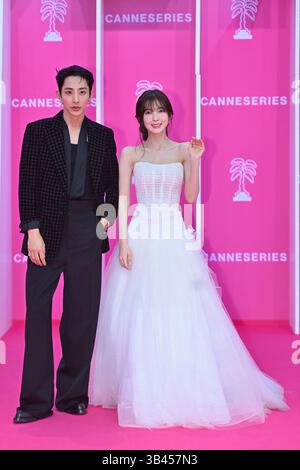 Cannes, Frankreich. April 2025. Besucht den Pink Carpet während des 8. Canneseries International Festivals am 29. April 2025 in Cannes, Frankreich. Foto: Franck Castel/ABACAPRESS.COM Credit: Abaca Press/Alamy Live News Stockfoto