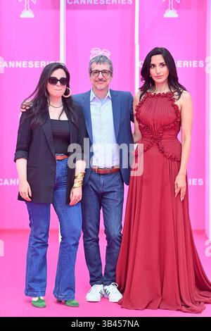 Cannes, Frankreich. April 2025. Besucht den Pink Carpet während des 8. Canneseries International Festivals am 29. April 2025 in Cannes, Frankreich. Foto: Franck Castel/ABACAPRESS.COM Credit: Abaca Press/Alamy Live News Stockfoto