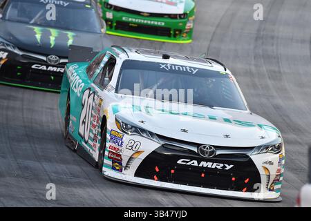 August 2015 – Bristol, Tennessee, USA – NASCAR Xfinity Series-Fahrer DENNY HAMLIN (20) während der Food City 300 (Bild: © Jasen Vinlove Via ZUMA Wire) Stockfoto