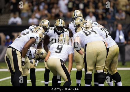 22. August 2015: New Orleans Saints Quarterback Drew Brees (9) im Spiel zwischen den New England Patriots und den New Orleans Saints im Mercedes-Benz Superdome in New Orleans, LA. Stephen Lew/CSM(Bild: © Stephen Lew/Cal Sport Media/ZUMAPRESS.com) Stockfoto