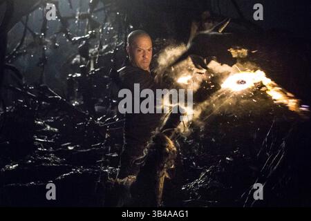 ERSCHEINUNGSDATUM: 23. Oktober 2015TITLE: The Last Witch Hunter STUDIO: Lionsgate REGIE: Breck Eisner PLOT: Der letzte Hexenjäger steht zwischen der Menschheit und den Vereinten Kräften der schrecklichsten Hexen der Geschichte ABGEBILDET: VIN DIESEL AS Kaulder (Credit: © Lionsgate/Entertainment Pictures/ZUMAPRESS.com) Stockfoto