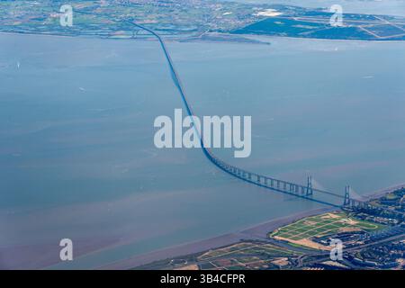 Luftaufnahme der Vasco da Gama-Brücke in Lissabon, Portugal Stockfoto