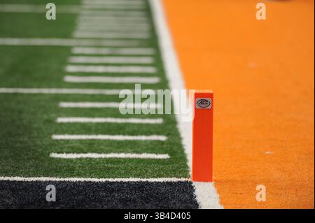 12. September 2015: Syracuse besiegte Wake Forest 30-17 im Carrier Dome in Syracuse, NY. Foto von Alan Schwartz/CalSportMedia (Kreditbild: © Alan Schwartz/CSM via ZUMA Wire) Stockfoto