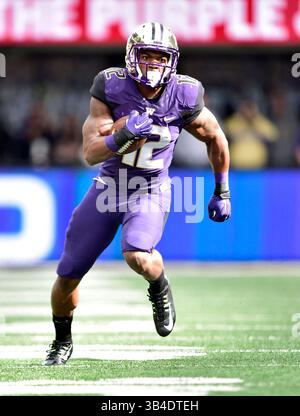 26. September 2015..Washington Huskies Fullback Dwayne Washington #12 im Kampf gegen die California Golden Bears im Husky Stadium in Seattle, WA..Kalifornien besiegt Washington 30 - 24.George Holland / Cal Sport Media(Credit Image: © George Holland/CSM via ZUMA Wire) Stockfoto