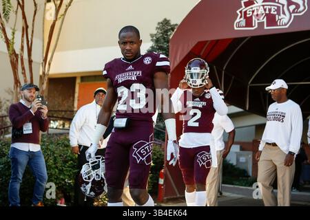 16. Oktober 2015: Mississippi State Bulldogs Defensive Back Taveze Calhoun (23) betritt das Stadion während des NCAA Football-Spiels zwischen den Mississippi State Bulldogs und den Louisiana Tech Bulldogs im Davis Wade Stadium in Starkville, MS. Chuck Lick/CSM(Kreditbild: © Chuck Lick/CSM via ZUMA Wire) Stockfoto