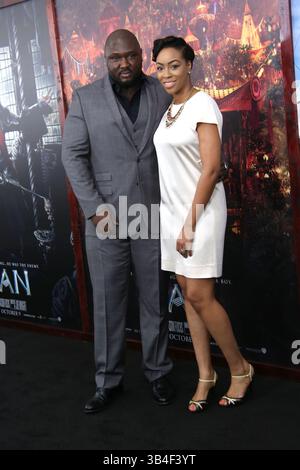4. Oktober 2015 - New York, New York, USA - NONSO ANOZIE besucht die Roten Teppiche bei der Premiere von ''Pan''.The Ziegfeld Theater, NYC.4. Oktober 2015.Fotos von . Photos Inc 2015 (Credit Image: © Sonia Moskowitz/Globe Photos via ZUMA Wire) Stockfoto